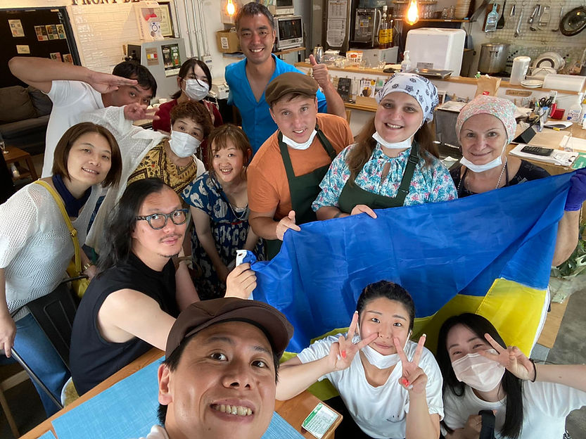 賑やかな店内